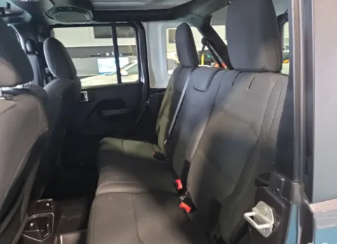 More photos of 2018 Jeep Wrangler Unlimited Sport S at Clement Supercenter, MO