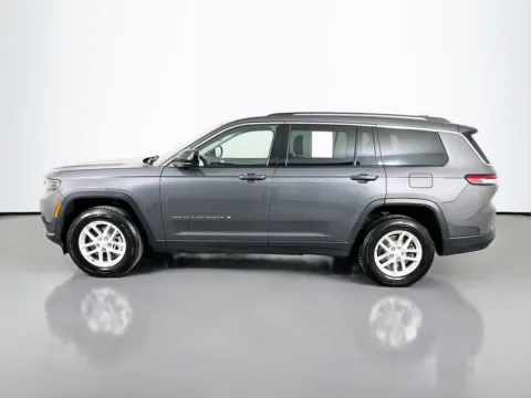 More photos of 2023 Jeep Grand Cherokee L Laredo at Clement Supercenter, MO