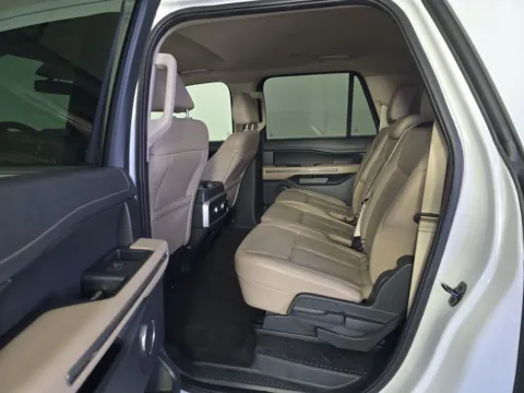 More photos of 2023 Ford Expedition Max XLT at Clement Supercenter, MO