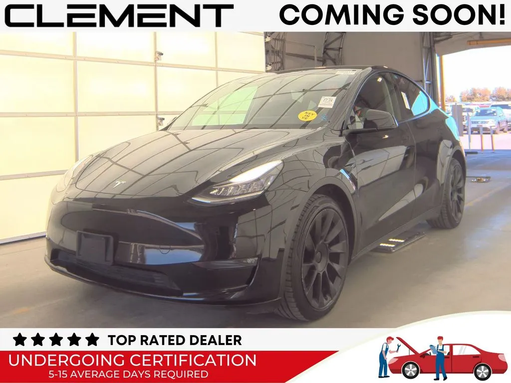 Black 2022 Tesla Model Y Long Range for sale in St. Charles, MO