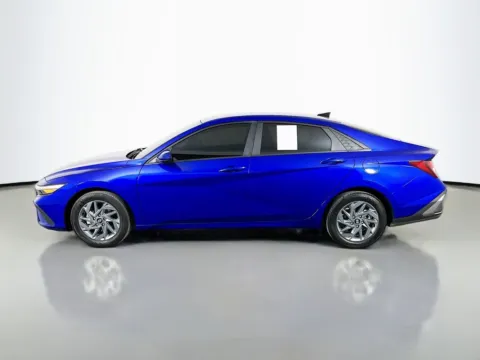 More photos of 2024 Hyundai Elantra SEL at Clement Supercenter, MO