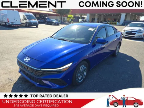 Blue 2024 Hyundai Elantra SEL for sale in St. Charles, MO