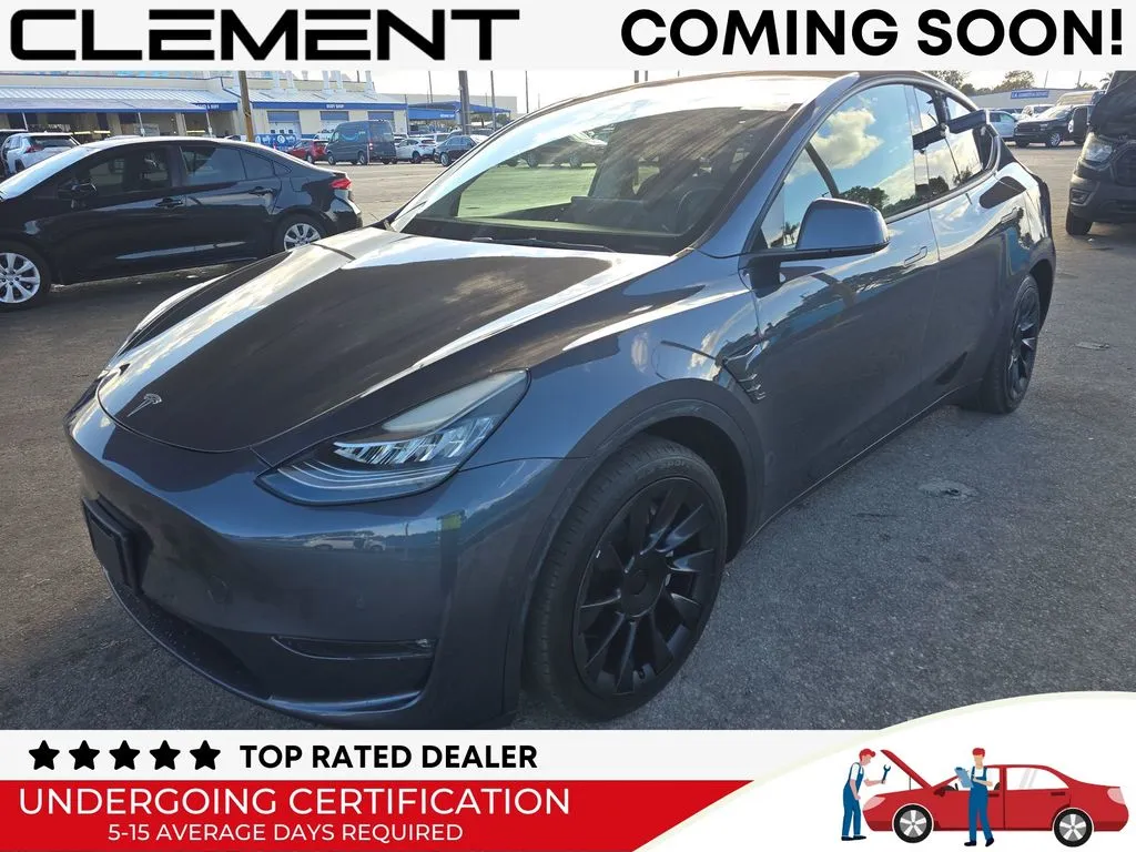 Silver 2022 Tesla Model Y Long Range for sale in St. Charles, MO