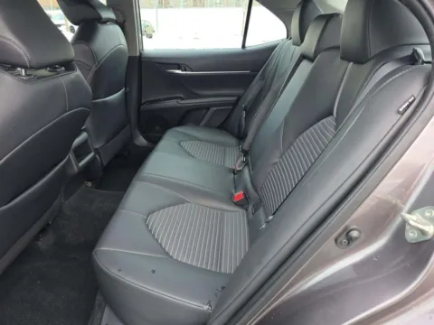 More photos of 2020 Toyota Camry SE at Clement Supercenter, MO