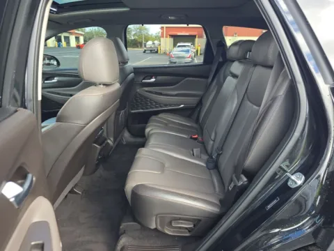 More photos of 2020 Hyundai Santa Fe SEL at Clement Supercenter, MO