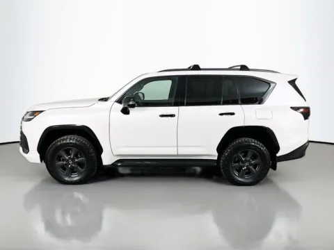 More photos of 2025 Lexus LX 700h Overtrail at Clement Supercenter, MO