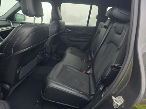 More photos of 2024 Jeep Grand Cherokee Altitude X at Clement Supercenter, MO