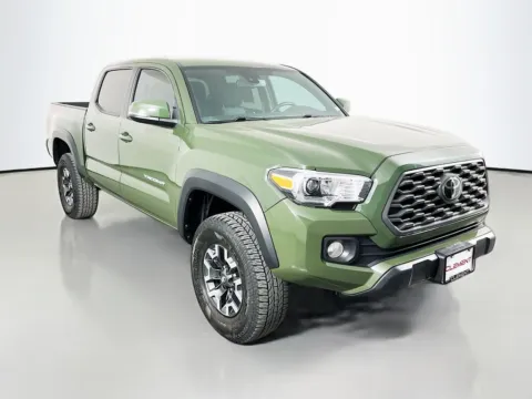 More photos of 2022 Toyota Tacoma TRD Off-Road at Clement Supercenter, MO
