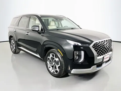Another view of 2021 Hyundai Palisade Calligraphy for sale in St. Charles, MO at Clement Supercenter