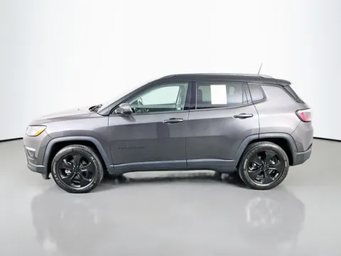 More photos of 2021 Jeep Compass Altitude at Clement Supercenter, MO