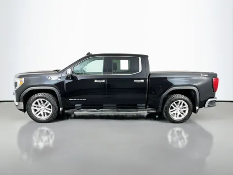 More photos of 2019 GMC Sierra 1500 SLT at Clement Supercenter, MO