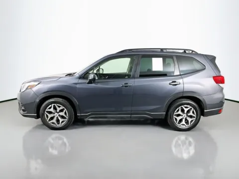 More photos of 2022 Subaru Forester Premium at Clement Supercenter, MO