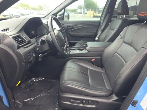 Another view of 2024 Honda Passport TrailSport for sale in St. Charles, MO at Clement Supercenter