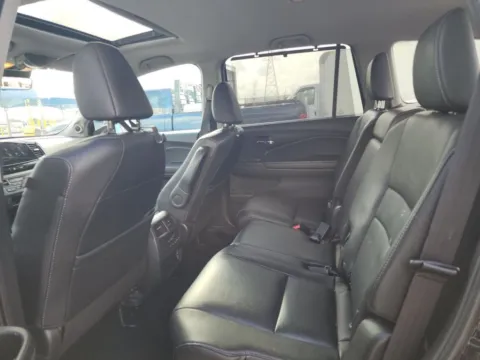 More photos of 2022 Honda Pilot Special Edition at Clement Supercenter, MO