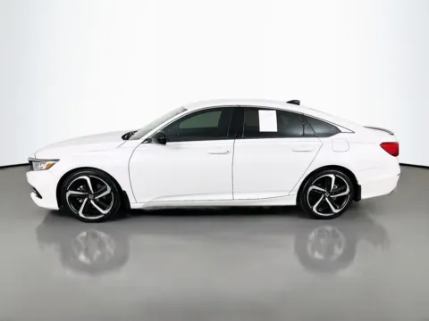 More photos of 2022 Honda Accord Sport at Clement Supercenter, MO