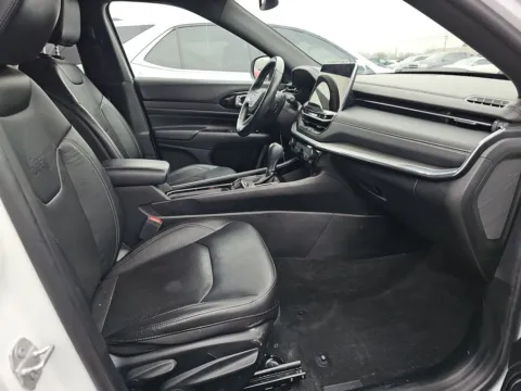 Another view of 2022 Jeep Compass High Altitude for sale in St. Charles, MO at Clement Supercenter