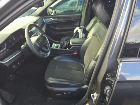 Another view of 2023 Jeep Grand Cherokee L Altitude for sale in St. Charles, MO at Clement Supercenter