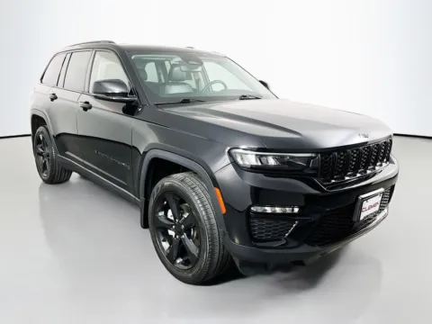 More photos of 2023 Jeep Grand Cherokee Limited at Clement Supercenter, MO