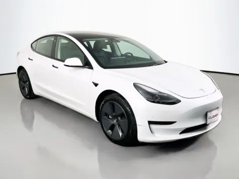 More photos of 2023 Tesla Model 3 at Clement Supercenter, MO