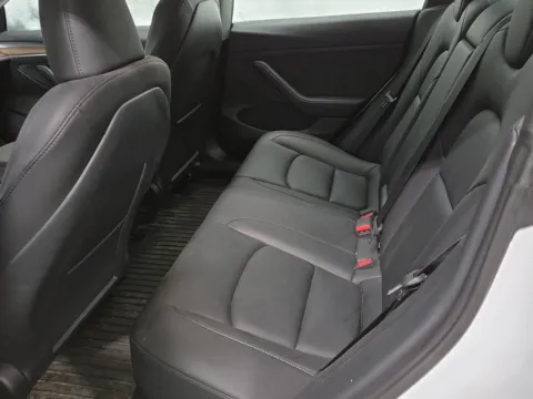 More photos of 2023 Tesla Model 3 at Clement Supercenter, MO