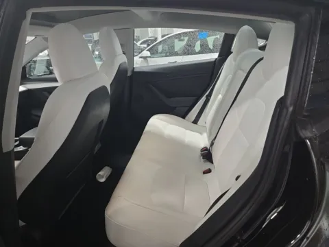 More photos of 2023 Tesla Model 3 at Clement Supercenter, MO