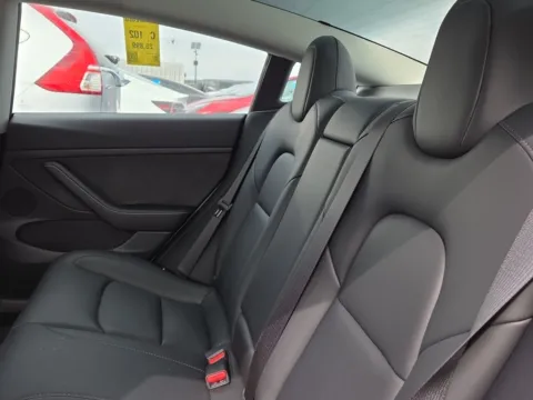 More photos of 2023 Tesla Model 3 at Clement Supercenter, MO