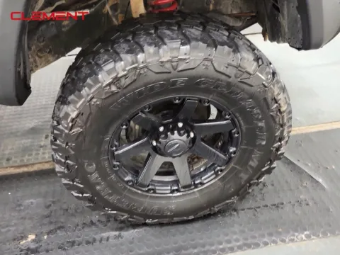 More photos of 2020 Toyota Tacoma TRD Pro at Clement Supercenter, MO