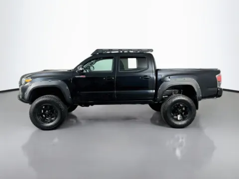 More photos of 2020 Toyota Tacoma TRD Pro at Clement Supercenter, MO