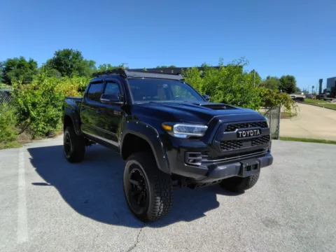 More photos of 2020 Toyota Tacoma TRD Pro at Clement Supercenter, MO