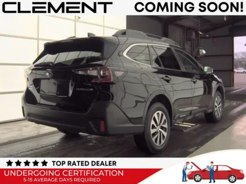 Black 2022 Subaru Outback Premium for sale in St. Charles, MO