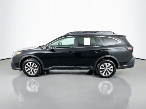 More photos of 2022 Subaru Outback Premium at Clement Supercenter, MO