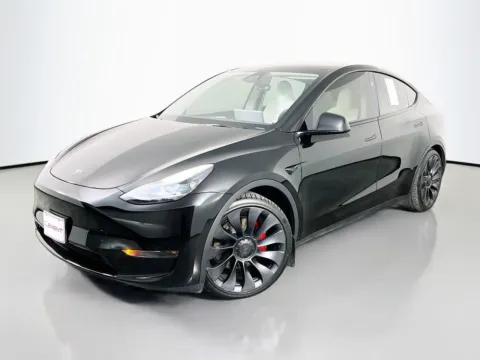 Black 2024 Tesla Model Y Performance for sale in St. Charles, MO