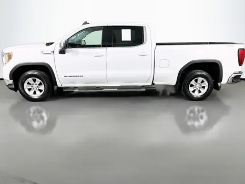More photos of 2021 GMC Sierra 1500 SLE at Clement Supercenter, MO