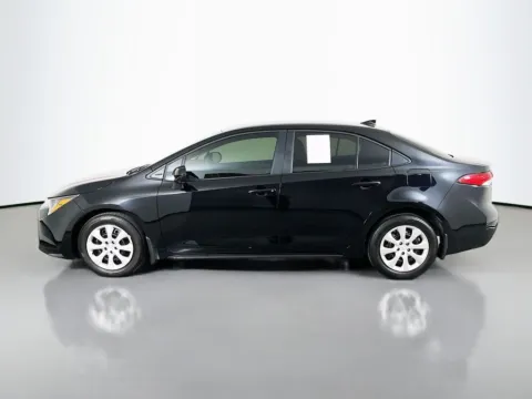 More photos of 2025 Toyota Corolla LE at Clement Supercenter, MO