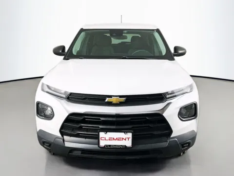 Photos of 2021 Chevrolet TrailBlazer LS for sale in St. Charles, MO at Clement Supercenter