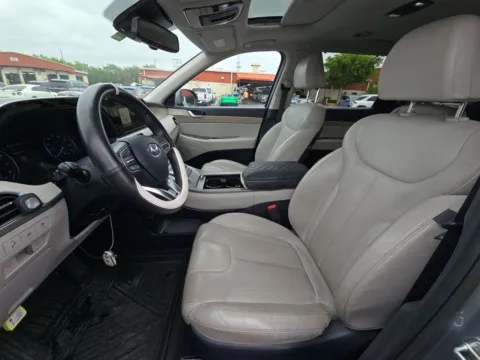 Another view of 2021 Hyundai Palisade SEL for sale in St. Charles, MO at Clement Supercenter