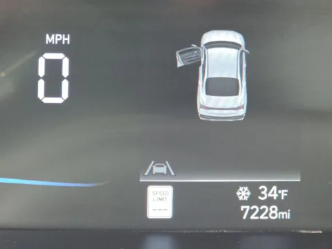 Photos of 2025 Hyundai Elantra SEL Sport for sale in St. Charles, MO at Clement Supercenter