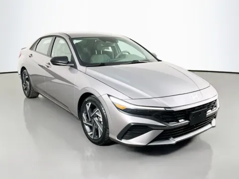 Another view of 2025 Hyundai Elantra SEL Sport for sale in St. Charles, MO at Clement Supercenter