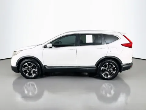 More photos of 2019 Honda CR-V Touring at Clement Supercenter, MO