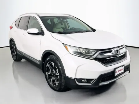 More photos of 2019 Honda CR-V Touring at Clement Supercenter, MO