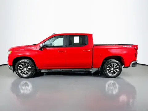 More photos of 2023 Chevrolet Silverado 1500 LT at Clement Supercenter, MO