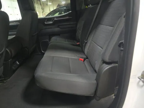 More photos of 2023 GMC Sierra 1500 SLE at Clement Supercenter, MO