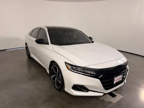 More photos of 2022 Honda Accord Sport at Clement Supercenter, MO