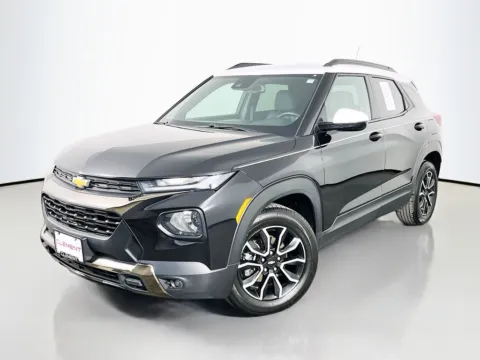 Black 2023 Chevrolet TrailBlazer ACTIV for sale in St. Charles, MO