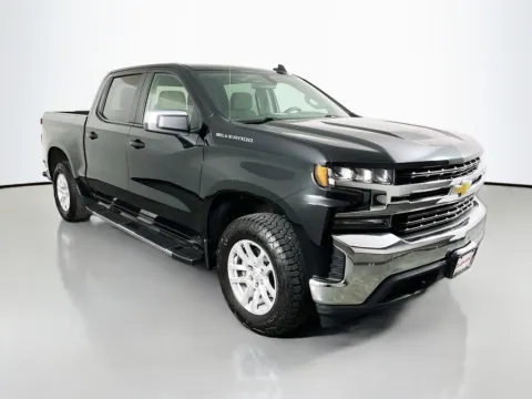 Another view of 2020 Chevrolet Silverado 1500 LT for sale in St. Charles, MO at Clement Supercenter