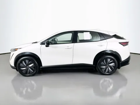 More photos of 2023 Nissan Ariya ENGAGE+ e-4ORCE at Clement Supercenter, MO