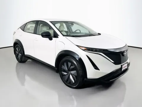 More photos of 2023 Nissan Ariya ENGAGE+ e-4ORCE at Clement Supercenter, MO
