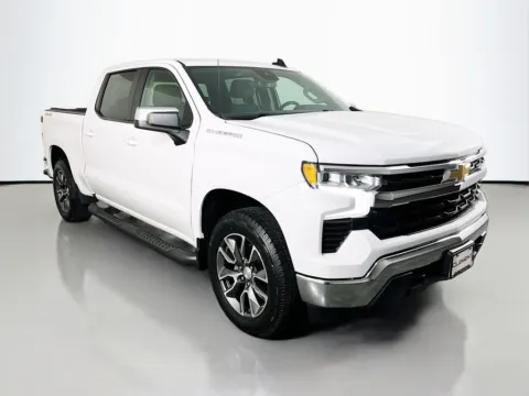 More photos of 2023 Chevrolet Silverado 1500 LT at Clement Supercenter, MO