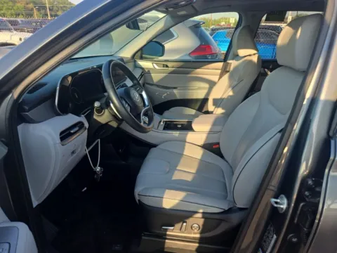 Another view of 2023 Hyundai Palisade SEL for sale in St. Charles, MO at Clement Supercenter