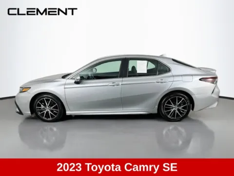 More photos of 2023 Toyota Camry SE at Clement Supercenter, MO